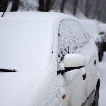 Těžké zimní počasí zasáhlo miliony lidí po celých Spojených státech